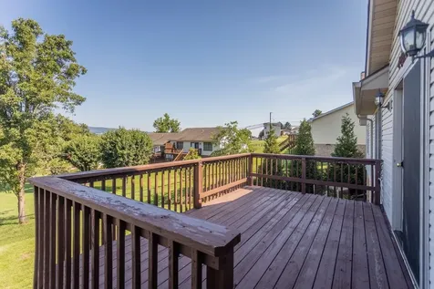 225 Walnut Drive Broadway VA 22815