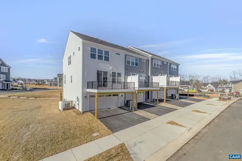 3611 Hilah Lane Charlottesville VA 22901