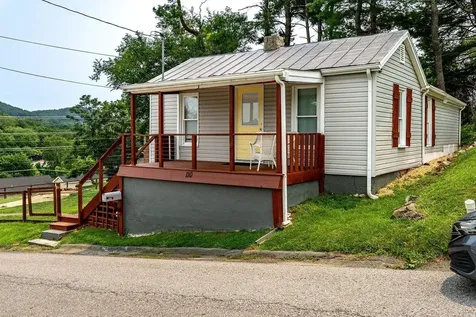 110 Gay Street W Staunton VA 24401