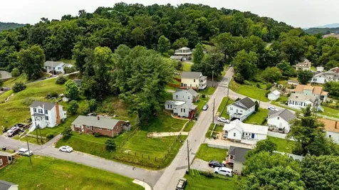 110 Gay Street W Staunton VA 24401