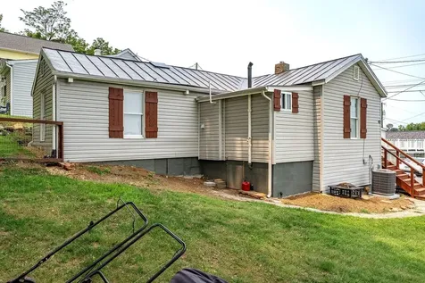 110 Gay Street W Staunton VA 24401