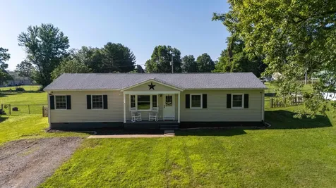 440 Dry Branch Road Churchville VA 24421