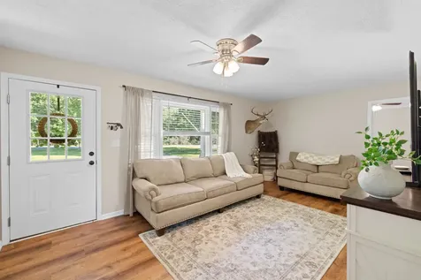 440 Dry Branch Road Churchville VA 24421
