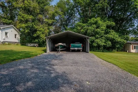 55 Lake Drive Edinburg VA 22824