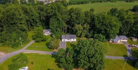 55 Lake Drive Edinburg VA 22824