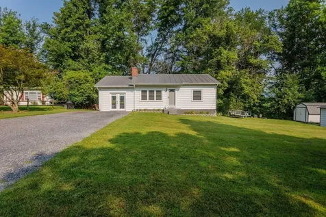 55 Lake Drive Edinburg VA 22824