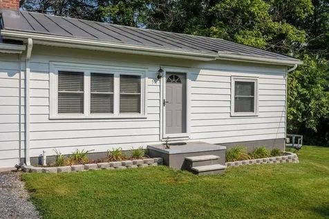 55 Lake Drive Edinburg VA 22824