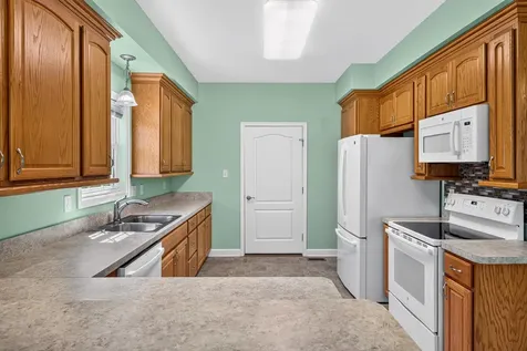 204 Grafton Court Edinburg VA 22824