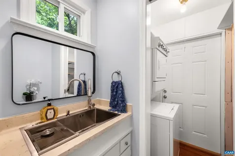 102 Mansfield Court Charlottesville VA 22903