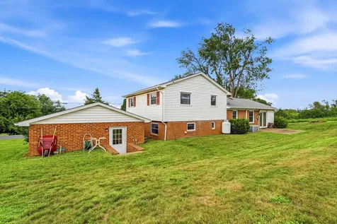 2457 Eversole Road Rockingham VA 22802