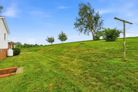 2457 Eversole Road Rockingham VA 22802