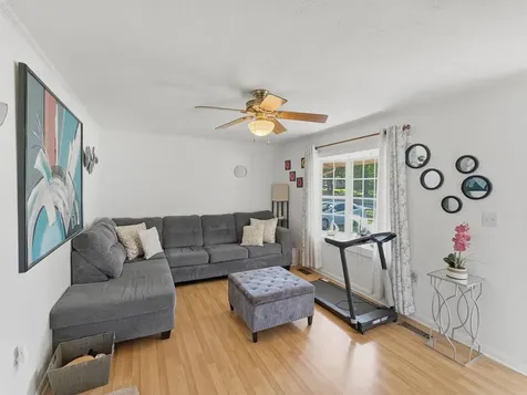 25 Hayrick Road Waynesboro VA 22980