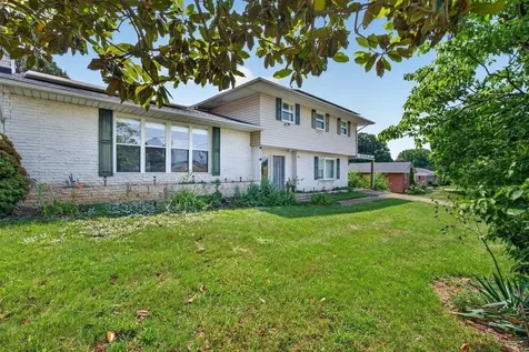 639 Silver Lake Road Dayton VA 22821