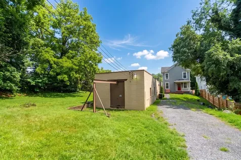 820 Augusta Street N Staunton VA 24401
