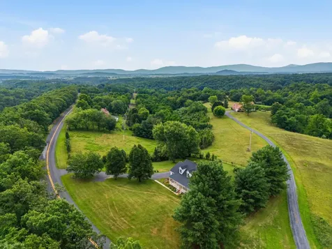 2117 Barterbrook Road Staunton VA 24401