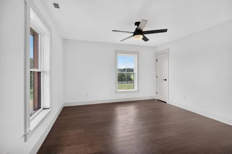 5348 Lee Jackson Highway Greenville VA 24440