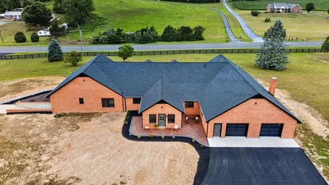 5348 Lee Jackson Highway Greenville VA 24440