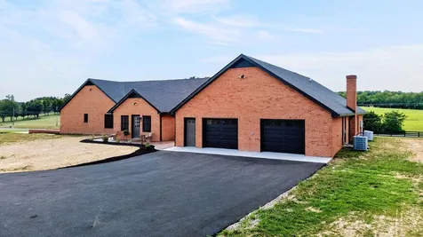 5348 Lee Jackson Highway Greenville VA 24440