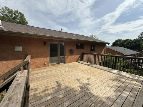 302 Burnley Drive Staunton VA 24401