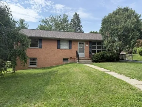 302 Burnley Drive Staunton VA 24401