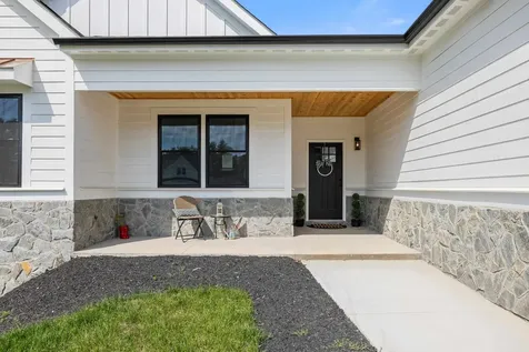 2524 Belvue Road Waynesboro VA 22980