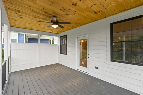 2524 Belvue Road Waynesboro VA 22980