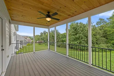 2524 Belvue Road Waynesboro VA 22980