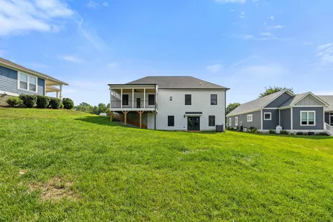 2524 Belvue Road Waynesboro VA 22980