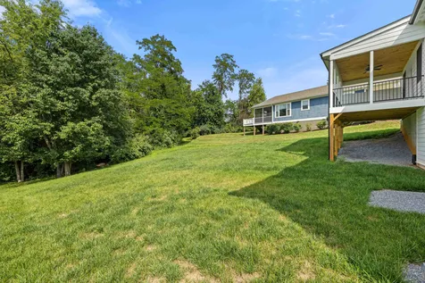 2524 Belvue Road Waynesboro VA 22980