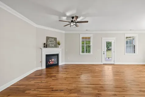 2524 Belvue Road Waynesboro VA 22980