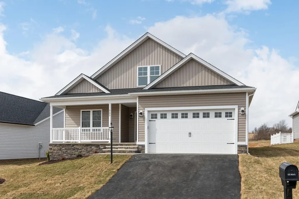 313 Ridge Crest Terrace Waynesboro VA 22980