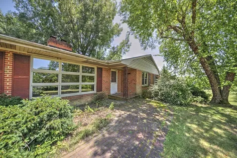1667 Laurel Hill Road Verona VA 24482