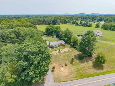 19129 Allens Lane Culpeper VA 22701