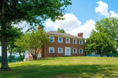 1370 Middlebrook Road Staunton VA 24401
