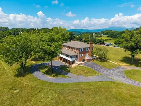 1370 Middlebrook Road Staunton VA 24401