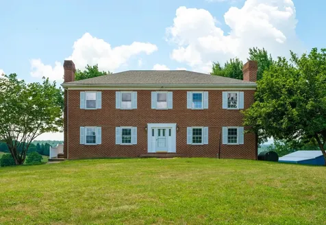 1370 Middlebrook Road Staunton VA 24401