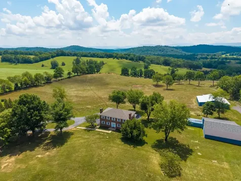 1370 Middlebrook Road Staunton VA 24401