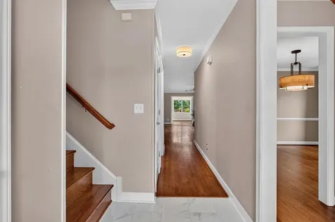21 Hickory Nut Lane Staunton VA 24401