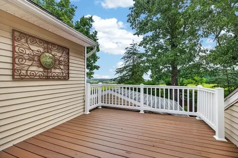21 Hickory Nut Lane Staunton VA 24401