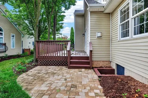 21 Hickory Nut Lane Staunton VA 24401