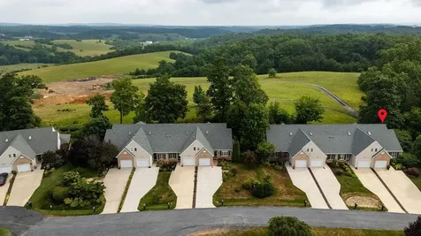 21 Hickory Nut Lane Staunton VA 24401