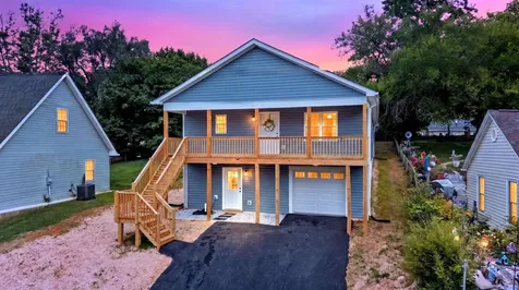 1814 Vinson Street Staunton VA 24401