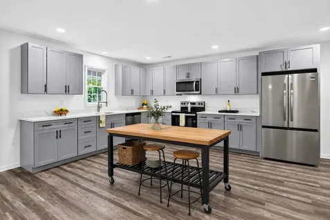 1814 Vinson Street Staunton VA 24401