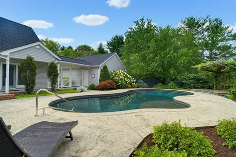 455 White Oak Gap Road Staunton VA 24401