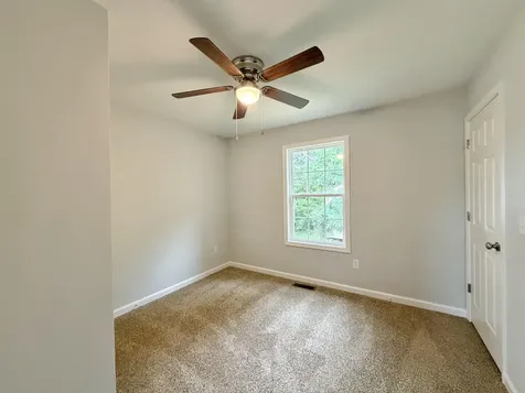 715 Mineola Street Staunton VA 24401