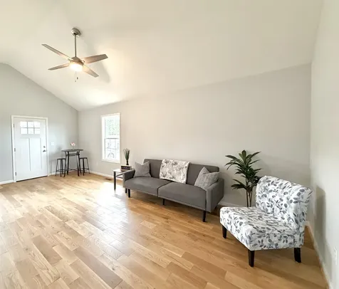 715 Mineola Street Staunton VA 24401