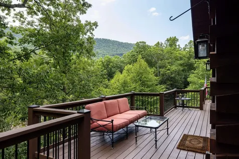 3940 Palmer Road Mcgaheysville VA 22840