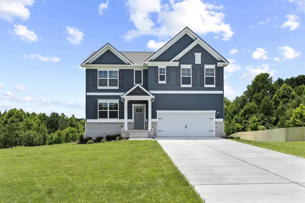 208 Chamberlain Drive Staunton VA 24401