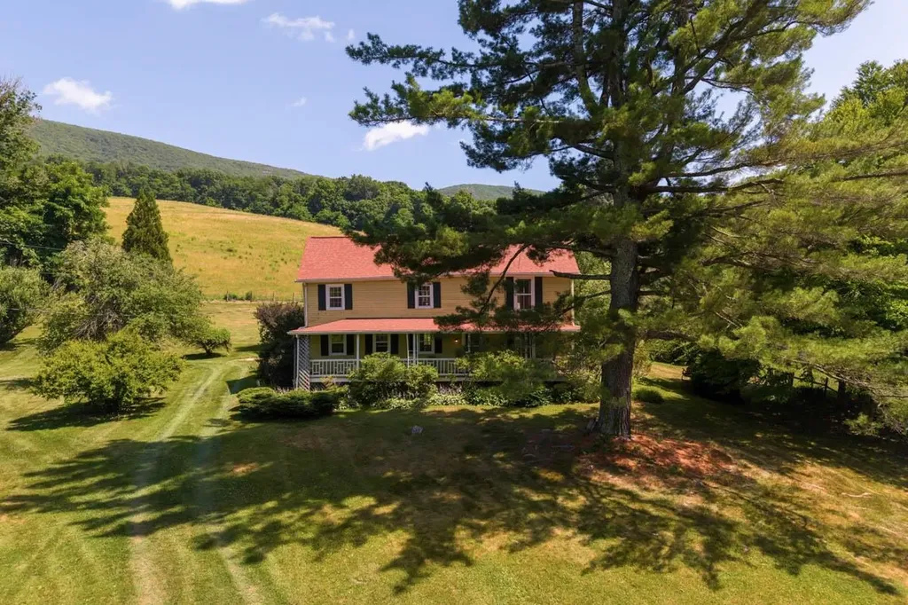 531 Lowland Farms Road Hot Springs VA 24445