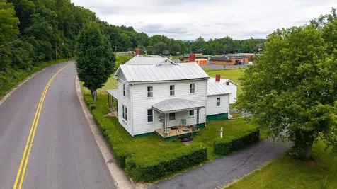 3941 Churchville Avenue Churchville VA 24421